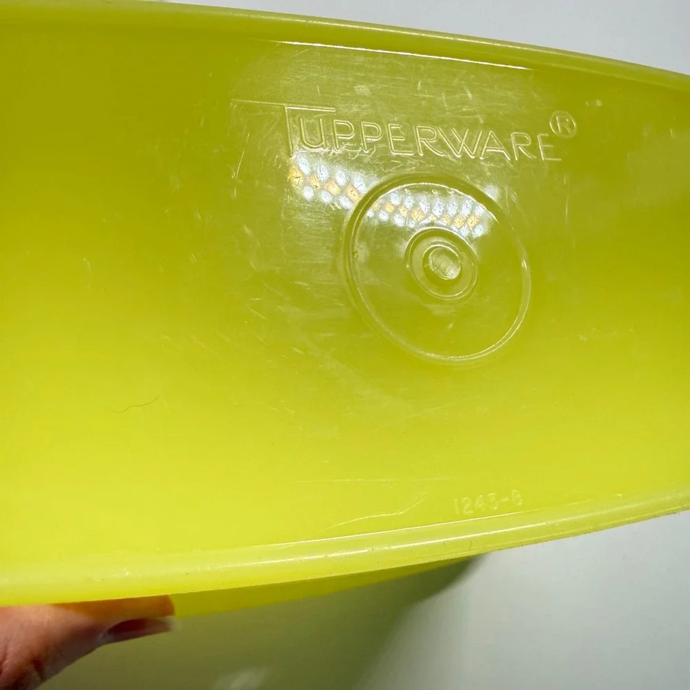 Tupperware Vintage Yellow Square Food Storage Container Lid 1244-5 Retro 5.5